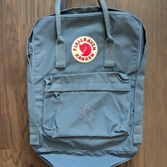 Fjallraven Kanken Backpack in grey - Picture 4 of 8